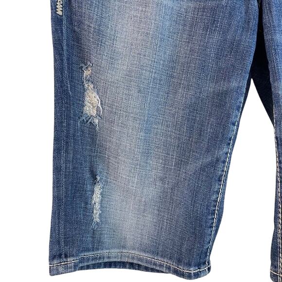 Big Star Distressed Denim Bermuda Shorts Size 27 - Picture 4 of 12